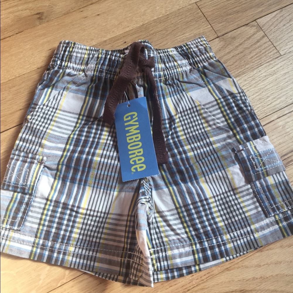 ➡️2/$20⬅️ NWT Adorable infant 👶🏻 plaid shorts